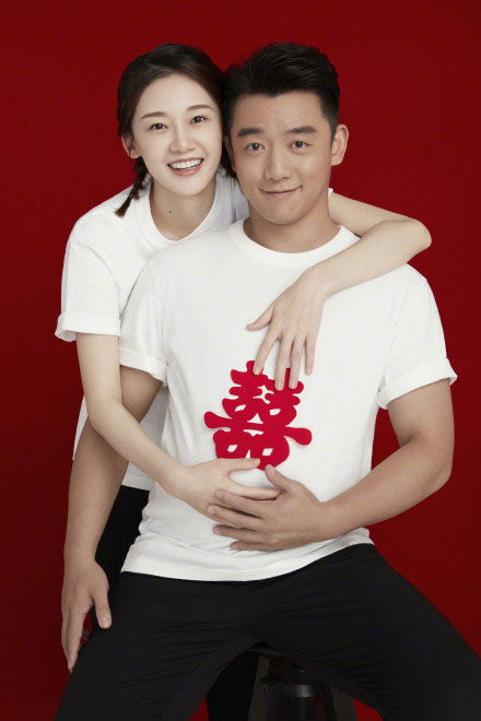 郑凯苗苗八字合婚(苗苗郑恺是什么关系)