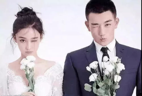 命理评张馨予婚姻(军嫂张馨予与老公高调秀恩爱,你看好两人的婚姻吗 )