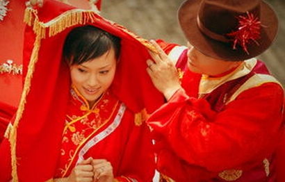 婚姻对象的命理特点是什么(夫妻恩爱的八字特征,如何从八字中看出夫妻的恩爱程度)