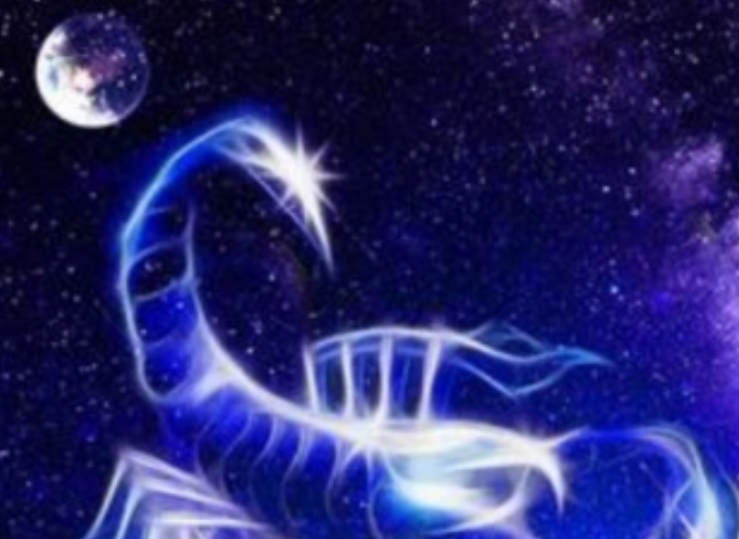 总觉得谁都关注自己很会自娱自乐的星座