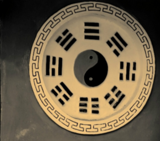 鼻梁低鼻子大面相如何及中年得痣说法 鼻梁低鼻子大面相如何及中年得痣说法